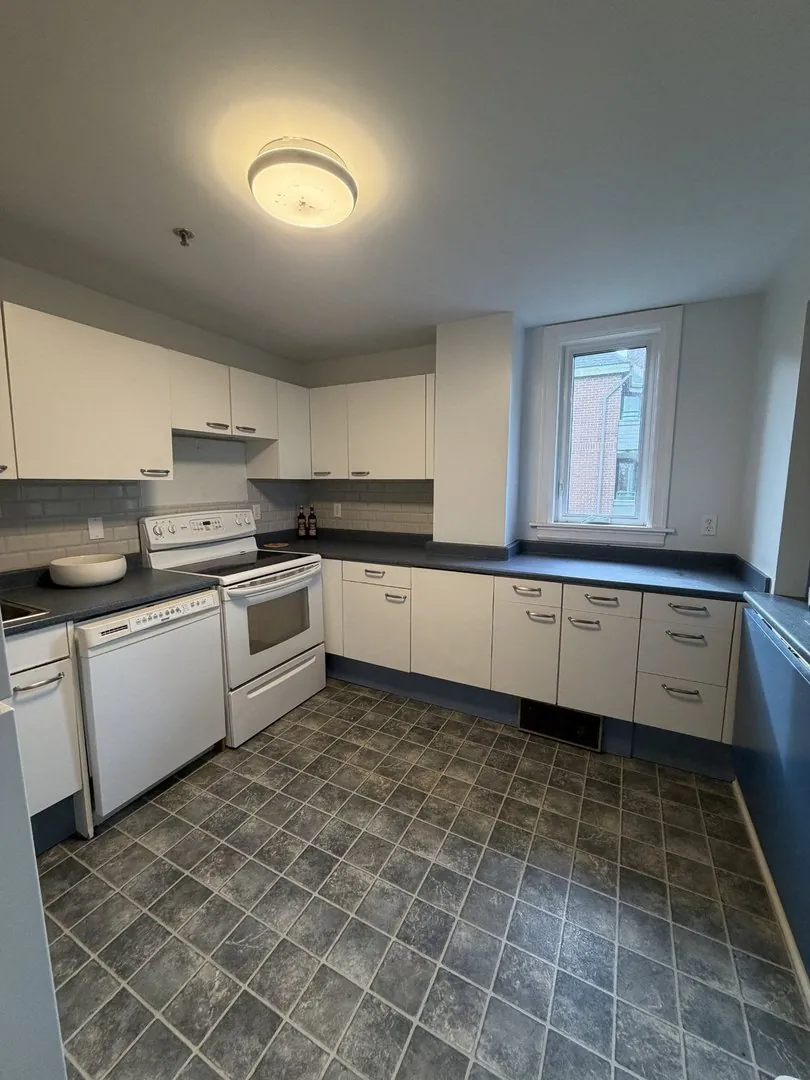 1350 Oxford Street: Kitchen with window